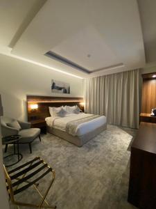 Aseen Hotel - image 1