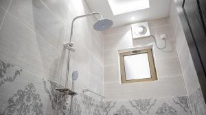 Comfortable & Big Family Apartments 10Mins Drive to Al-Masjid -Nabawi - afbeelding 4