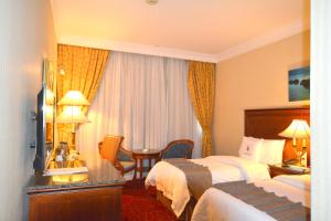 Hayah Grand Hotel - image 39