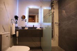 E Hotel - imej 15