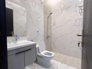 Modern Family Apartments 7 Mins Drive to Al Masjid Nabwi - Al Jamouat 2 - gambar 8