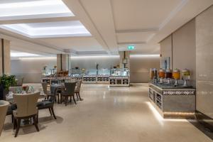 View Al Madinah Hotel - image 7