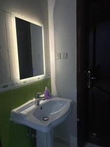 AlZahraa's Apartment - छवि 10