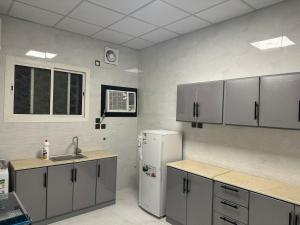 Apartment with 3 Bedrooms and a Living Room and Kitchen - Apartment 3 Bedroom - تصویر 27