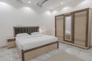 Luxurious Family 3 Bedrooms apartment 10 Mins Drive to Al-Masjid Nabawi - Qaswarah residence - afbeelding 12