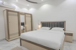 Luxurious Family 3 Bedrooms apartment 10 Mins Drive to Al-Masjid Nabawi - Qaswarah residence - afbeelding 14