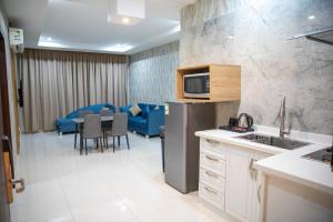 Bayt Al Madinah Serviced Apartments - image 6