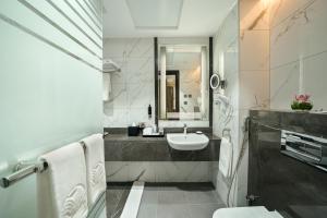 Al Manakha Rotana Madinah - görsel 40