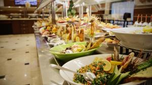 Nozol Royal Inn Hotel - imej 15