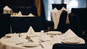 Nozol Royal Inn Hotel - imej 18