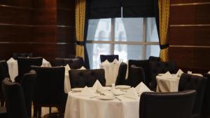 Nozol Royal Inn Hotel - imej 14