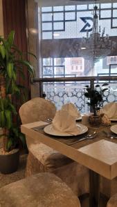 Qasr Al Ansar Golden Tulip Hotel - gambar 21
