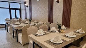 Qasr Al Ansar Golden Tulip Hotel - gambar 38