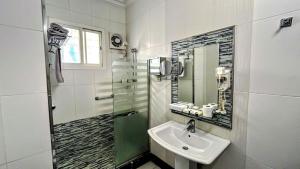 AL Mokhmalia Serviced Apartments - gambar 32