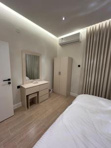 2bd-Apartment - imagen 15