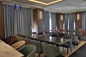 Diwan Al Hijrah Hotel - image 25