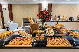 Qasr Al Ansar Golden Tulip Hotel - gambar 40