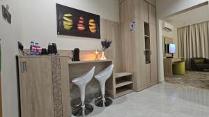 Al Nuqat Al Thamaniyah Hotel - image 6