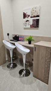 Al Nuqat Al Thamaniyah Hotel - image 5
