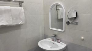 Joud Al Madinah Suites - imej 18