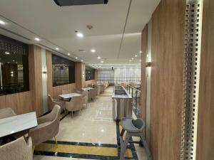 Roaa Grand Hotel - imej 19