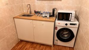 Salam guest house 5 minutes from AlMasjid an Nabawi - imagen 9