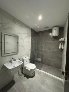 Aseen Hotel - image 5
