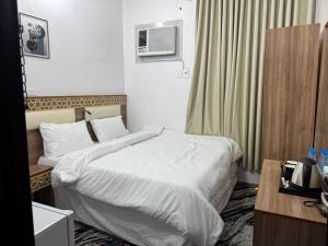 Al Majd Al Fiddi Hotel 2 - imagen 2