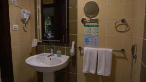 Triple One Hotel - afbeelding 18