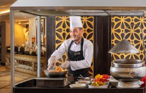 Millennium Al Aqeeq Hotel - imej 34