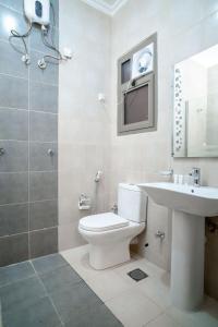 Family Apartment - gambar 11