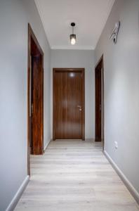 Family Apartment - gambar 12
