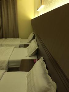 Rumah 2 Furnished units - image 14