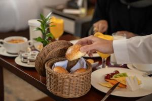 SAJA By Warwick Madinah Hotel - imej 32