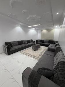 Al Nobalaa Al Fiddi - gambar 22
