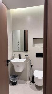 Apartment in Al Difa - image 3