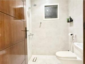 APT 5 Al Munawarah Suites - imagen 14
