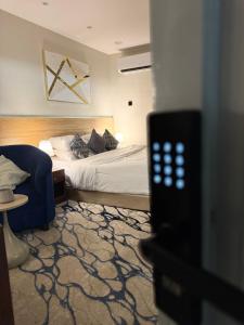 Studio with Hotel Design - imej 1