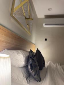 Studio with Hotel Design - imej 14