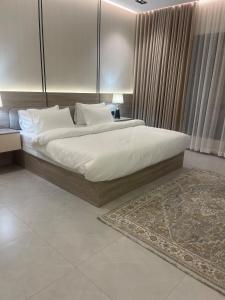 靠近校园和服务设施的双卧室酒店式公寓（带大厅）- 图片 8