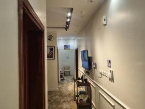 Furnished in Al Madinah Al Munawwarah Apartments - imej 14