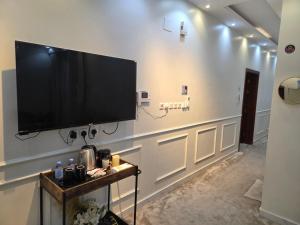 Furnished in Al Madinah Al Munawwarah Apartments - imej 19