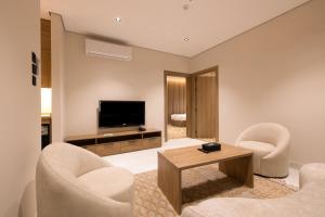 Riwaq Hotel Suites - image 13