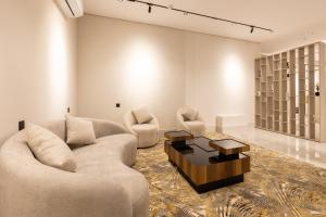 Riwaq Hotel Suites - image 9
