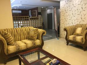 Rumah 2 Furnished units - image 22