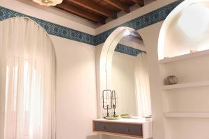 Heritage Stay in Al-Mughaislah Cozy First-Floor Room - image 24