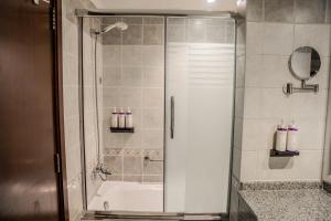 SAJA By Warwick Madinah Hotel - imej 39
