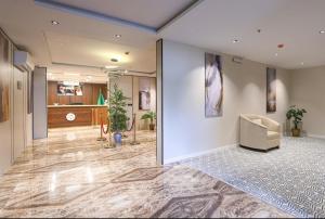 SUITESLiNEHOTEL Hotel - imej 9