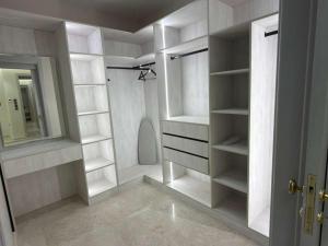 Aurion Executive Apartment - Next to Rashid Mall - Self Check-in - image 36