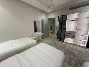 Aurion Executive Apartment - Next to Rashid Mall - Self Check-in - image 46